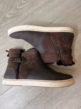 Olukai Boots Womens Size W 9.5 Brown Pehuea Hulu Leather Australia Fall Wear